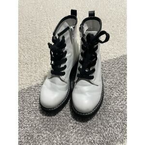 Steve Madden Youth Size 2 Kurrt Combat Boots White